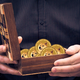 Illustration for article titled This Week in Time Capsules: Redditor Wants to Bury Dogecoins